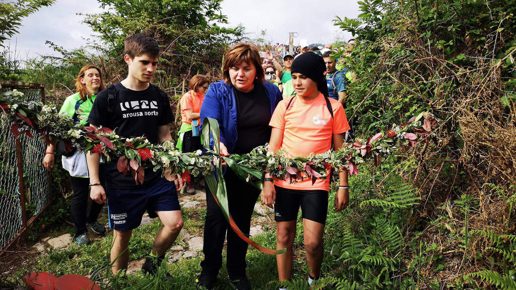 Teresa Villaverde inaugura a rehabilitación das escaleiras das Arribadas en Guiende